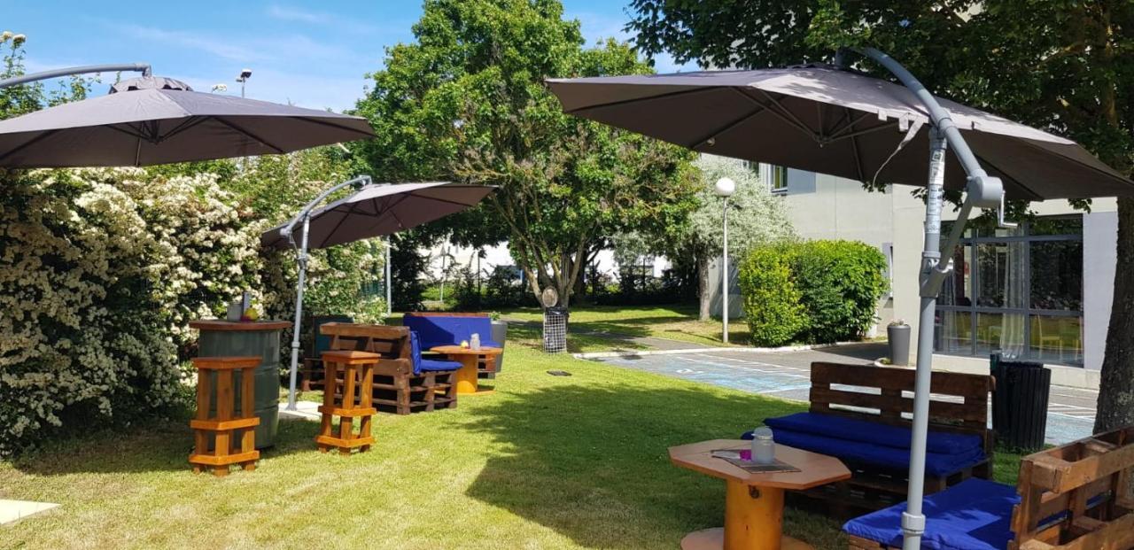Comfort Hotel Orleans Olivet Оливе Екстериор снимка