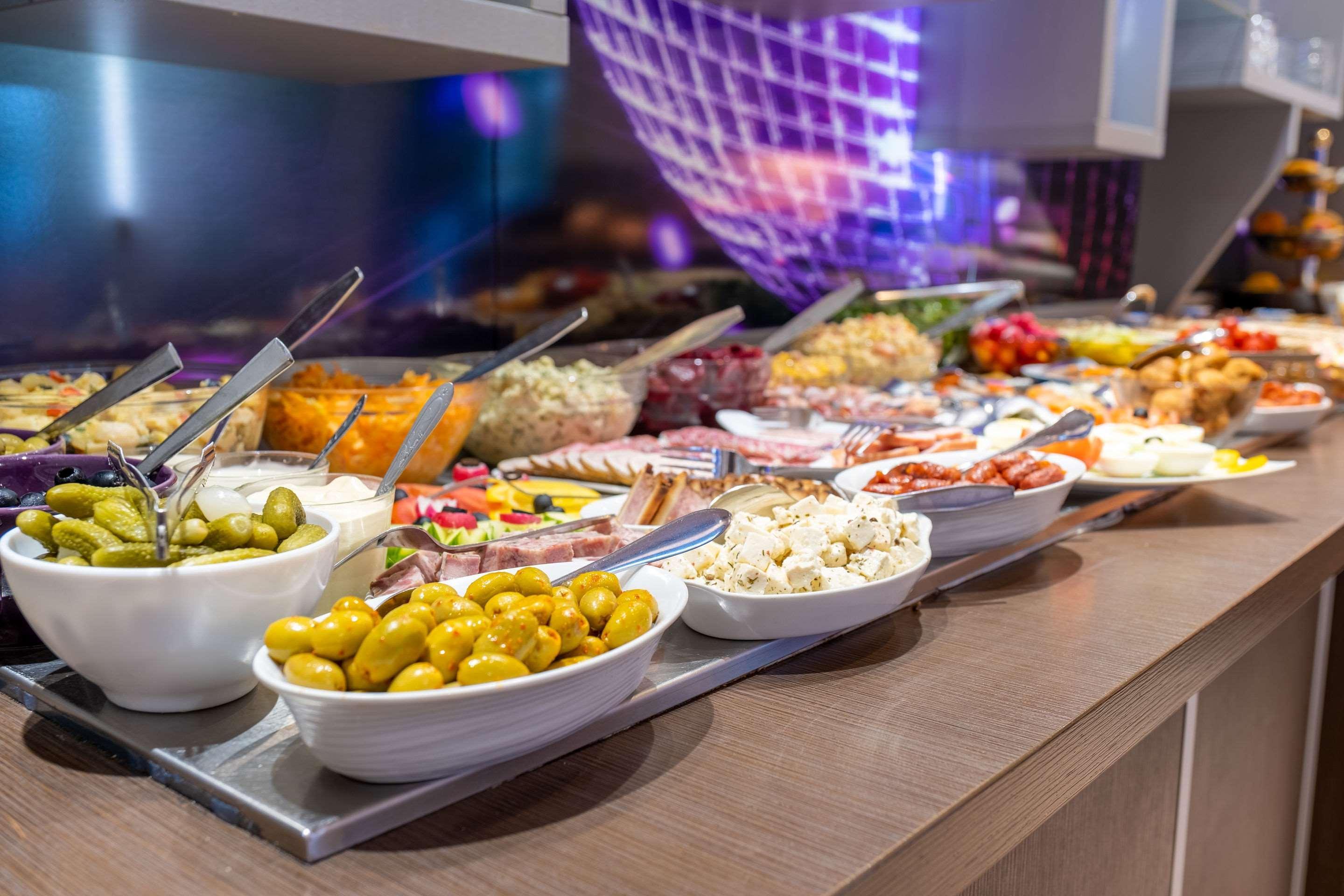 Comfort Hotel Orleans Olivet Оливе Екстериор снимка