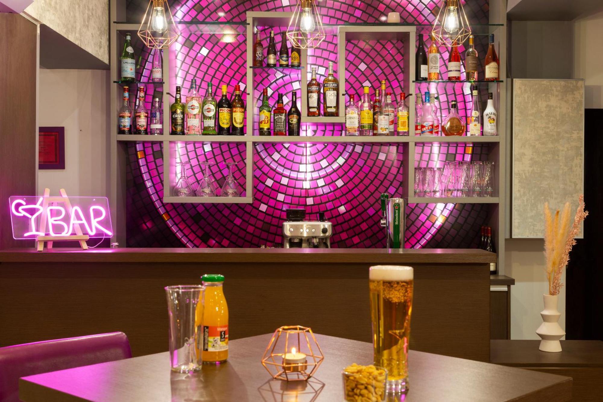 Comfort Hotel Orleans Olivet Оливе Екстериор снимка